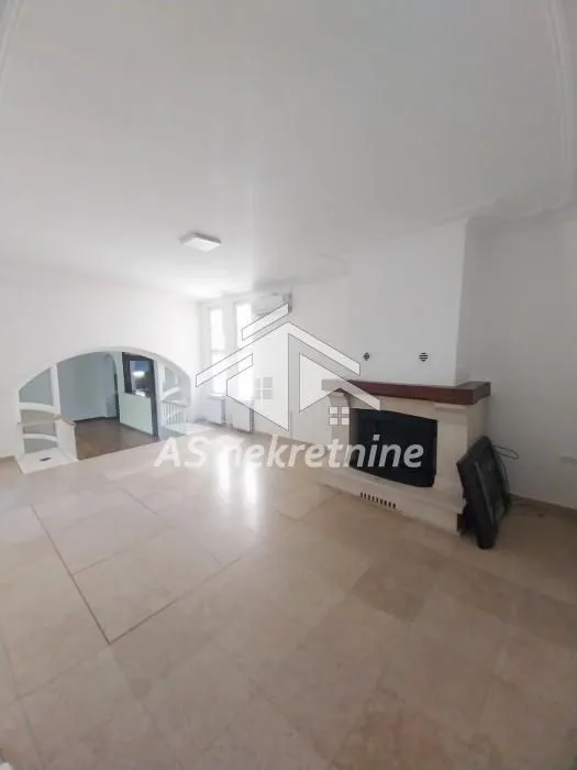 Rent, house, 260m², Neimar, Vračar Sve Podlokacije