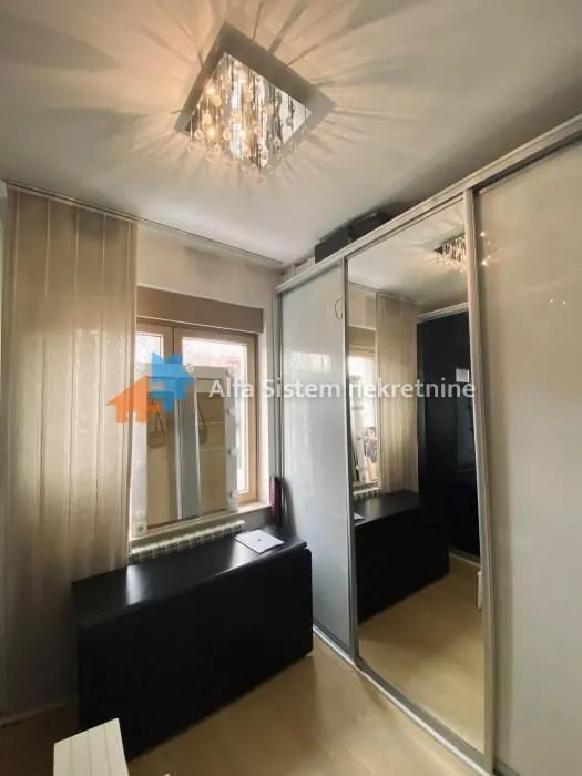 Rent, three bedroom apartment, 105m², Savski Venac, Beograd