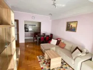 Izdavanje, trosoban stan, 100m², City Kvart, Podgorica - image 1