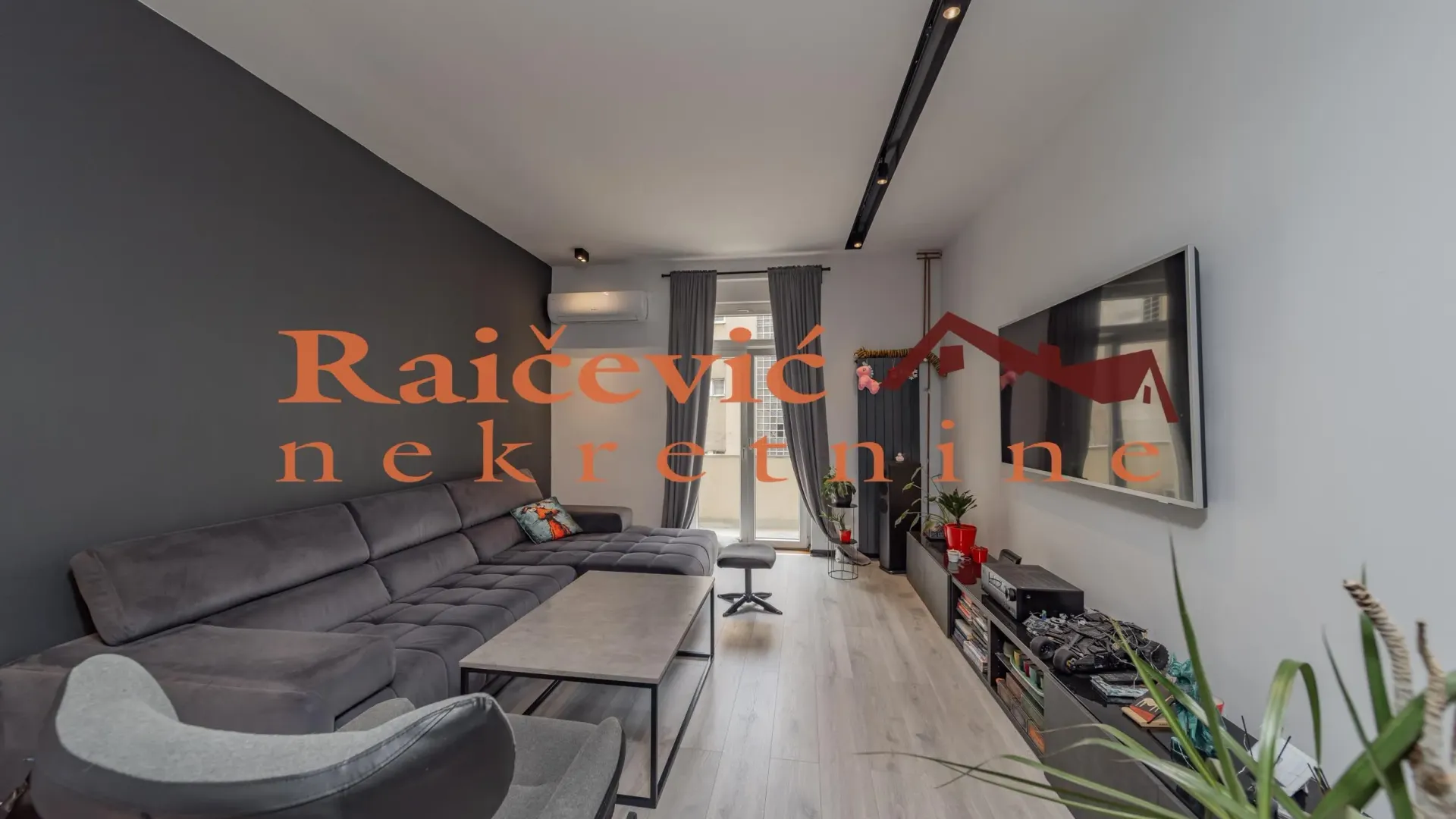 Sale, three bedroom apartment, 83m², Centar, Požarevac