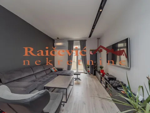 Sale, three bedroom apartment, 83m², Centar, Požarevac