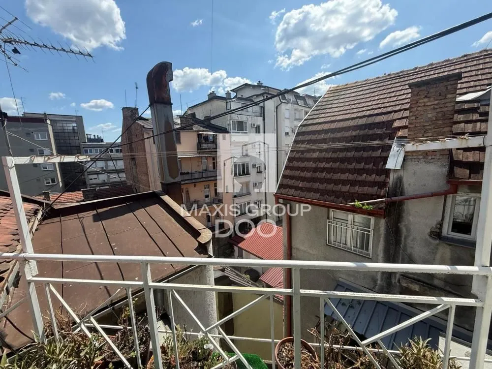 Sale, three bedroom apartment, 70m², Stari Grad, Beograd