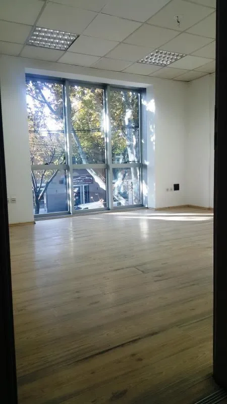 Rent, office space, 150m², Centar, Niš