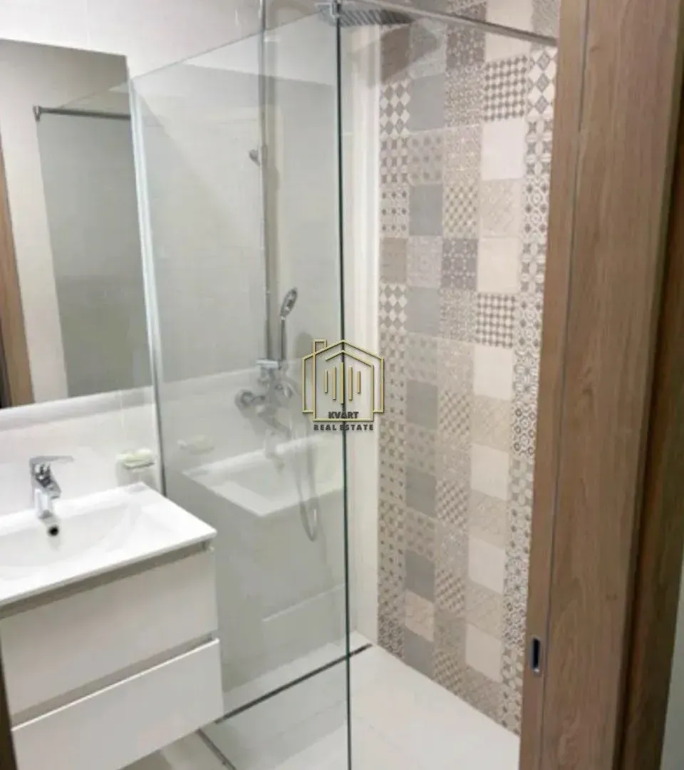 Izdavanje, jednosoban stan, 50m², Master Kvart, Podgorica