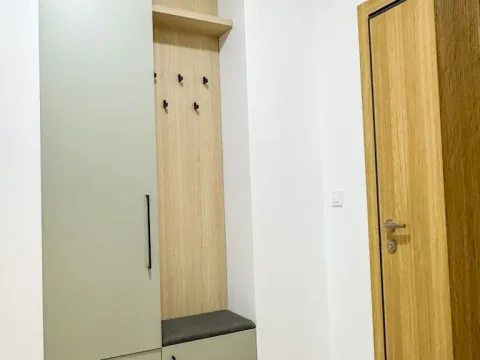 Izdavanje, jednosoban stan, 45m², City Kvart, Podgorica - image 10