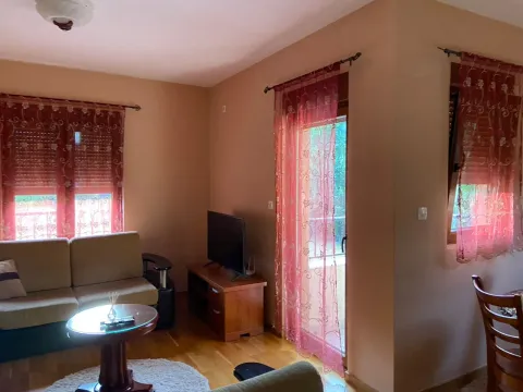 Prodaja, stan, 44m², Cetinje, Crna Gora - image 4