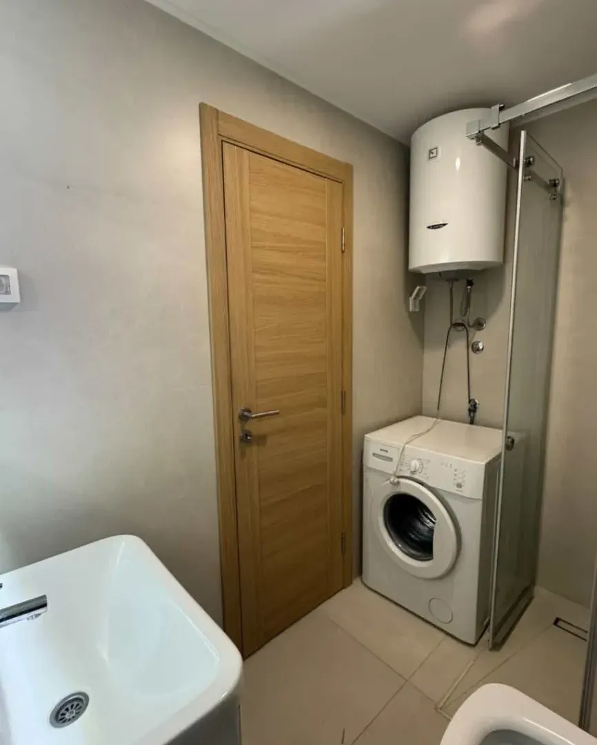 Izdavanje, jednosoban stan, 46m², City Kvart, Podgorica