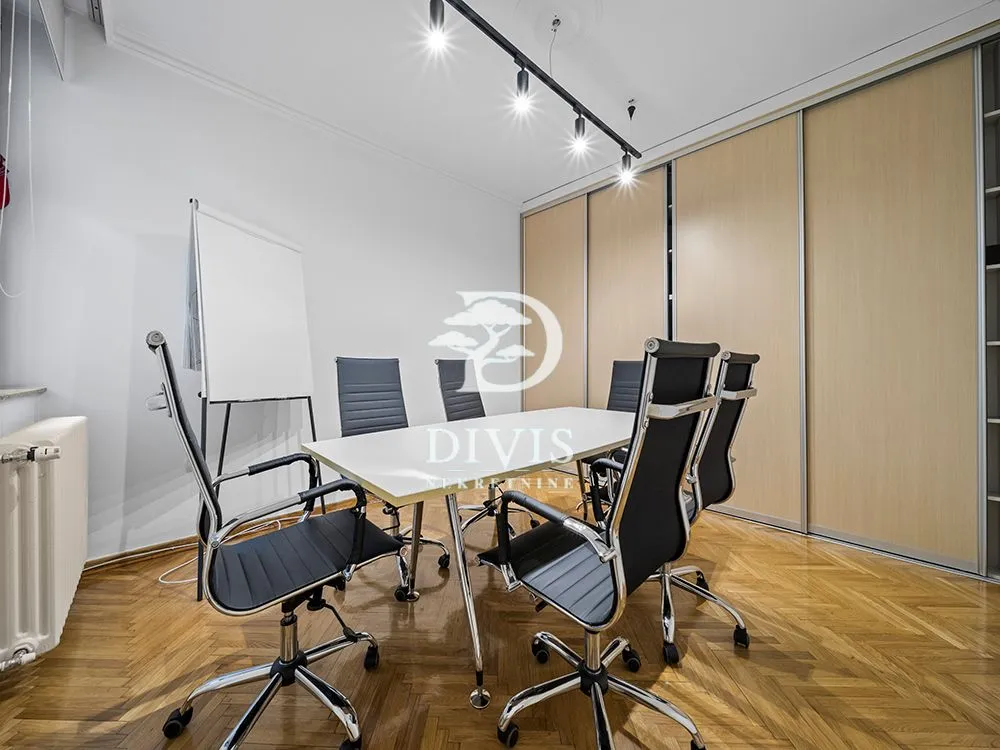 Sale, house, 237m², Vračar Sve Podlokacije, Beograd