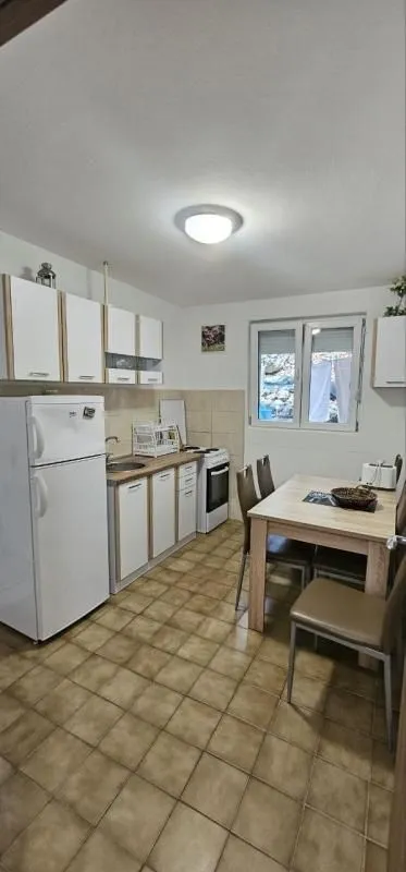 Prodaja, kuća, 160m², Petrovac, Budva