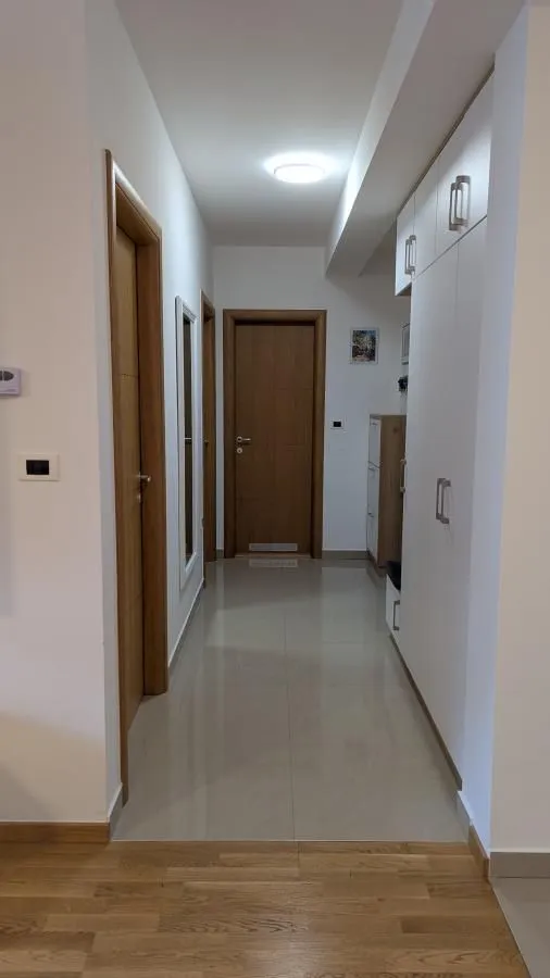 Prodaja, dvosoban stan, 67m², Sajmište, Novi Sad