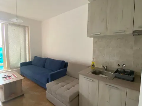 Stan-na-dan, garsonjera, 21m², Centar, Budva - image 2