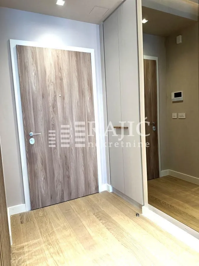 Rent, two bedroom apartment, 53m², Savski Venac, Beograd