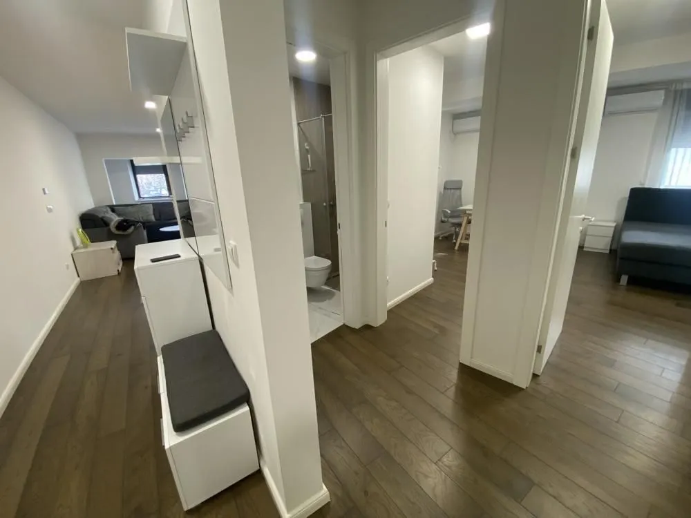 Rent, two bedroom apartment, 77m², Južni Bulevar, Vračar Sve Podlokacije