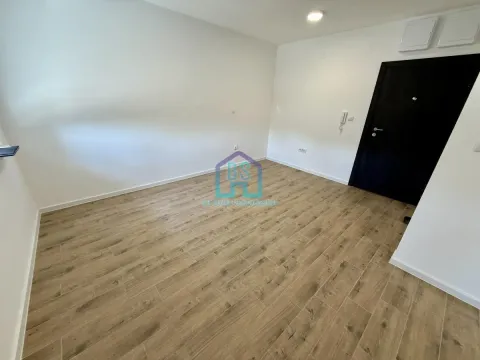 Prodaja, garsonjera, 26m², Vidovdansko naselje, Novi Sad Sve Podlokacije - image 6
