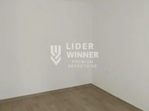 Prodaja, dvosoban stan, 52m², Severni Bulevar, Zvezdara Sve Podlokacije - image 5