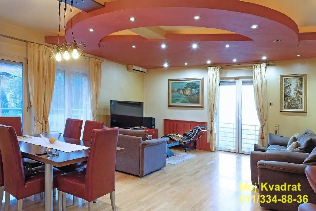 Prodaja, četvorosoban stan, 142m², Savski Venac, Beograd