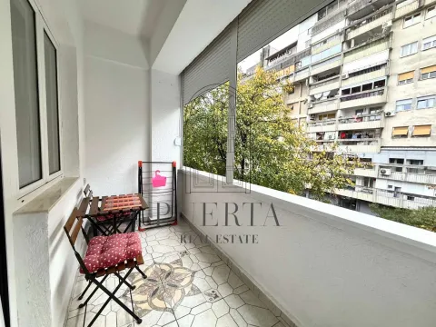 Izdavanje, jednosoban stan, 40m², Centar, Podgorica - image 8