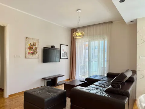 Sale, two bedroom apartment, 69m², City Kvart, Podgorica - image 2