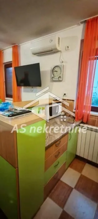 Izdavanje, dvosoban stan, 40m², Čukarica, Beograd