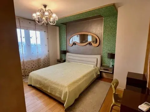 Izdavanje, četvorosoban stan, 174m², Novi Beograd Sve Podlokacije, Beograd - image 8