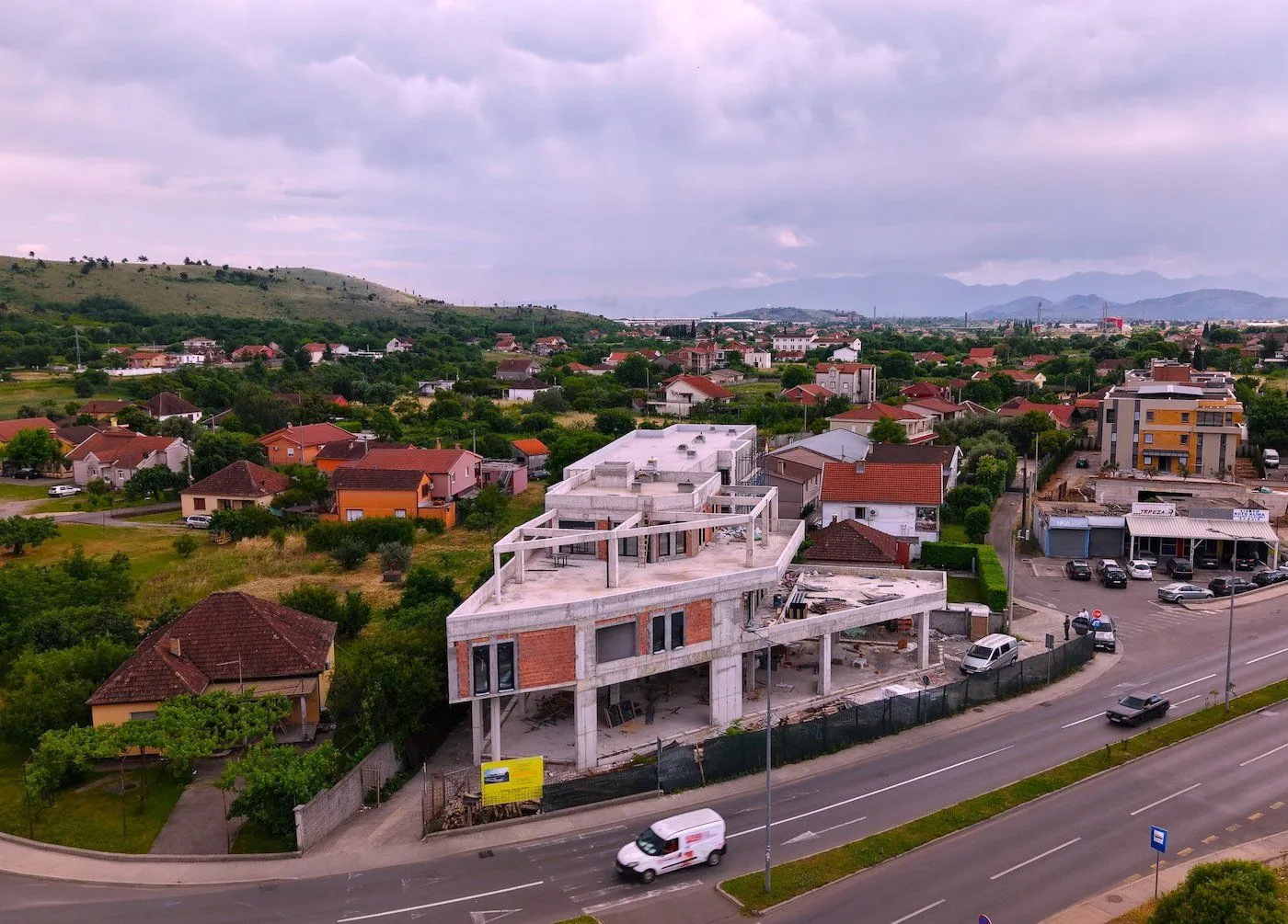 Rent, office space, 2000m², Donja Gorica, Podgorica
