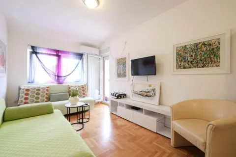 Sale, one bedroom apartment, 44m², Centar, Budva - image 6