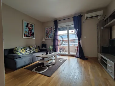 Rent, apartment, 31m², City Kvart, Podgorica - image 1