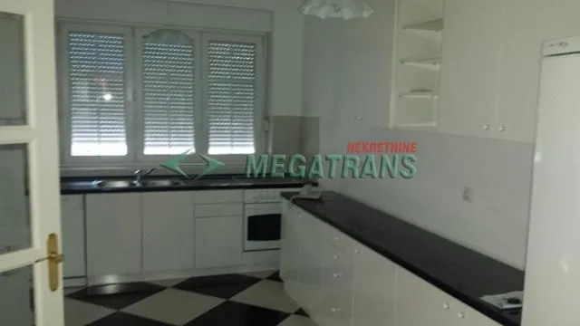 Rent, house, 300m², Savski Venac, Beograd