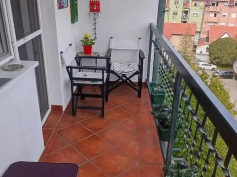 Izdavanje, garsonjera, 28m², Grbavica, Novi Sad Sve Podlokacije - image 11