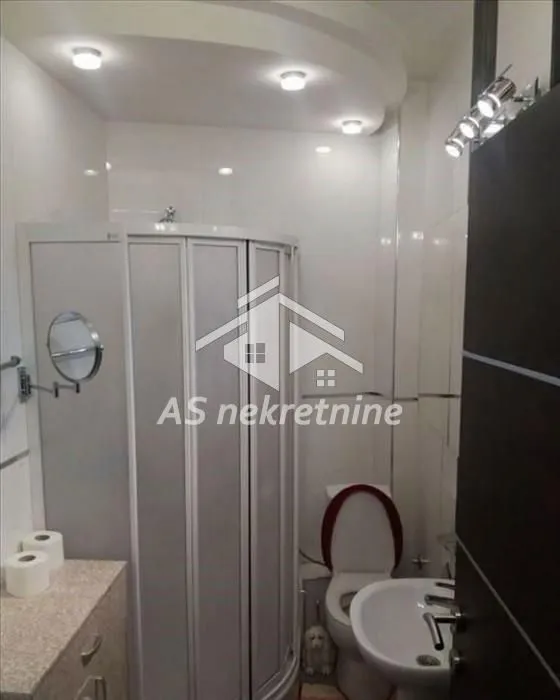 Izdavanje, dvosoban stan, 53m², Lekino Brdo, Voždovac Sve Podlokacije
