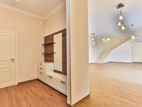 Sale, house, 834m², Tivat, Crna Gora - image 3