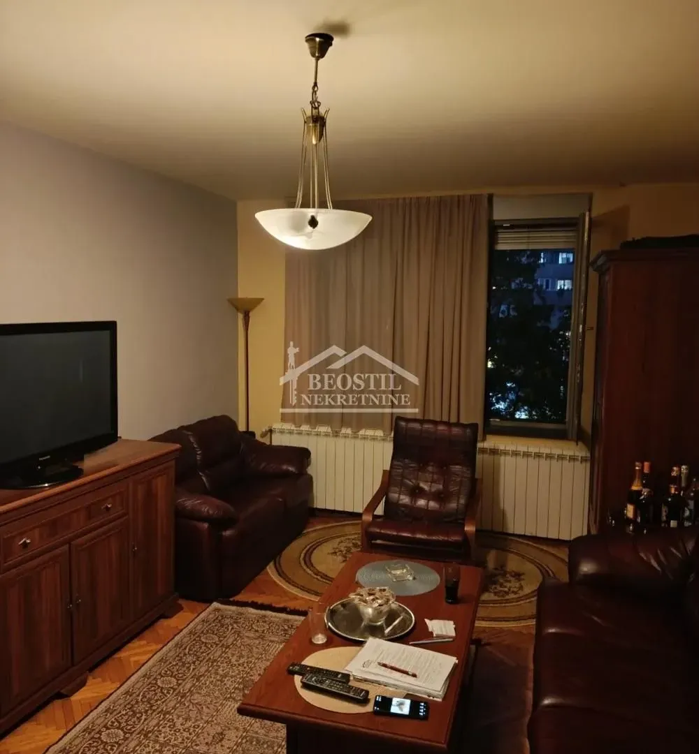 Prodaja, četvorosoban stan, 104m², Gradska Bolnica, Zvezdara Sve Podlokacije