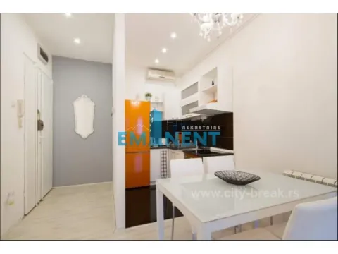 Rent, two bedroom apartment, 55m², Zeleni Venac, Beograd - image 6