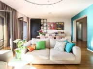 Izdavanje, trosoban stan, 198m², Budva, Crna Gora - image 4