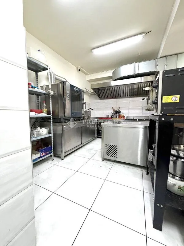 Sale, office space, 43m², City Kvart, Podgorica