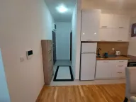 Rent, one bedroom apartment, 45m², Kalimanj, Tivat - image 9