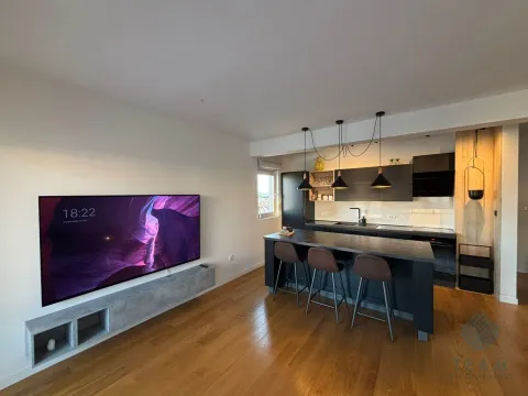 Prodaja, dvosoban stan, 70m², Central Point, Podgorica - image 4