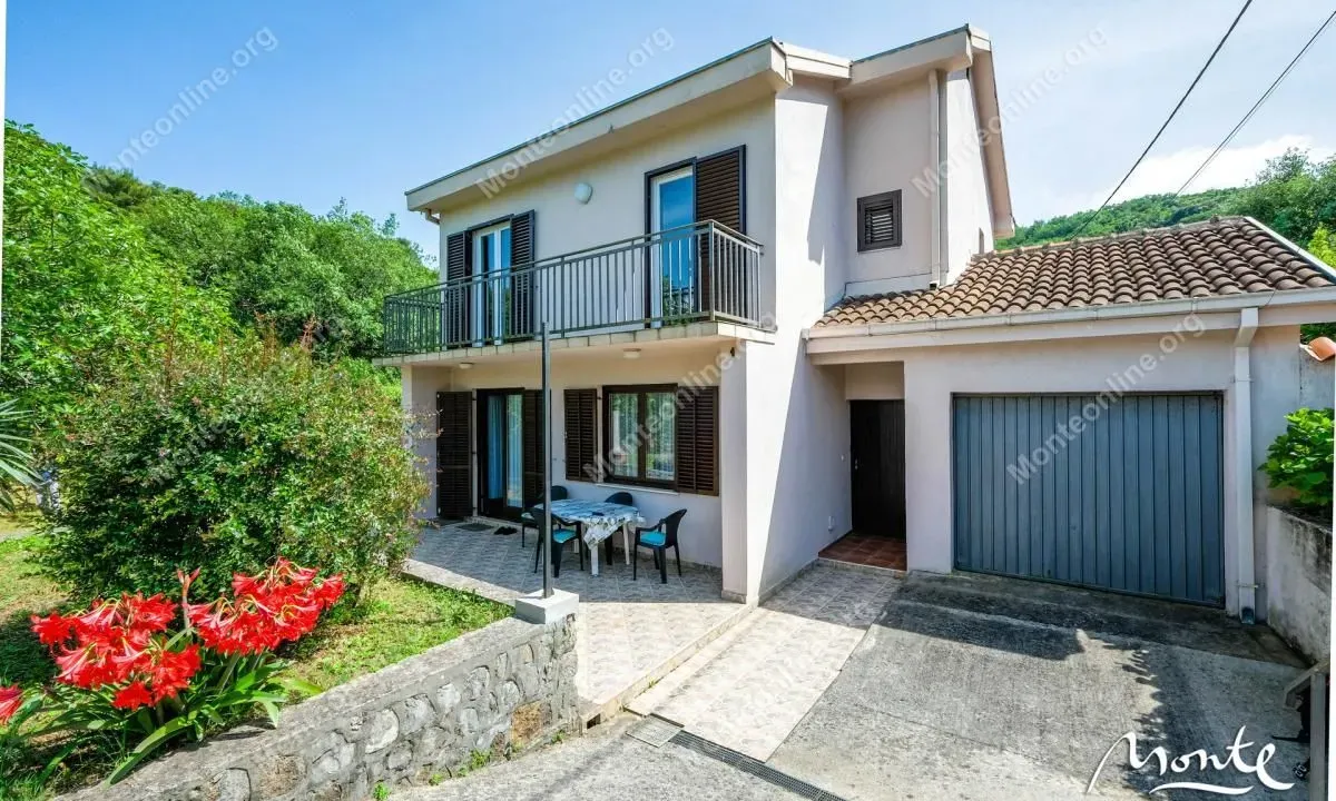 Prodaja, kuća, 116m², Tivat, Crna Gora