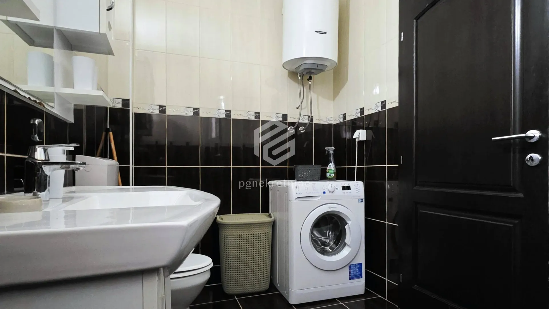 Rent, two bedroom apartment, 115m², Tološi, Podgorica