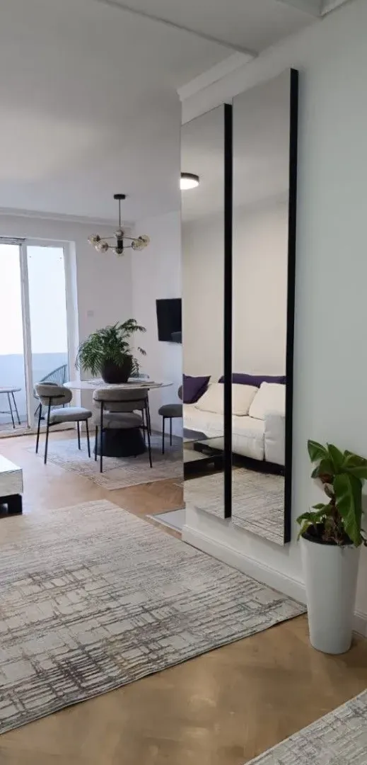 Izdavanje, dvosoban stan, 70m², Preko Morače, Podgorica