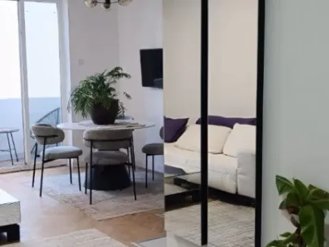 Izdavanje, dvosoban stan, 70m², Preko Morače, Podgorica - image 11