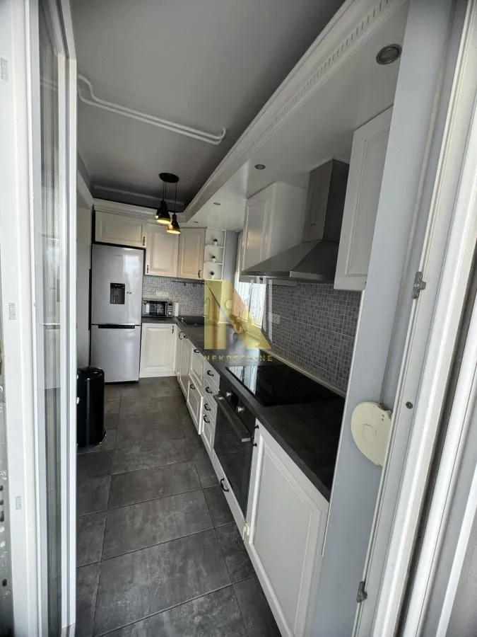 Prodaja, dvosoban stan, 60m², Adamovićevo Naselje, Novi Sad Sve Podlokacije