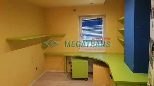 Prodaja, stan, 174m², Bulevar Oslobodjenja, Novi Sad Sve Podlokacije