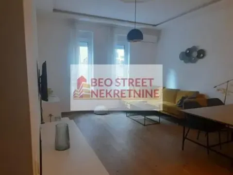 Izdavanje, trosoban stan, 70m², Stari Grad, Beograd - image 6