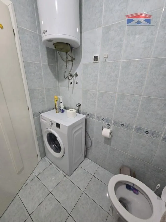 Izdavanje, jednosoban stan, 37m², Grbavica, Novi Sad Sve Podlokacije