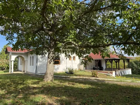 Prodaja, kuća, 204m², Bocke, Petrovaradin - image 17