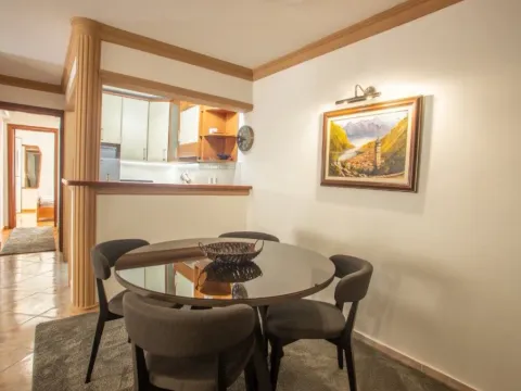 Sale, two bedroom apartment, 78m², Centar, Budva - image 7