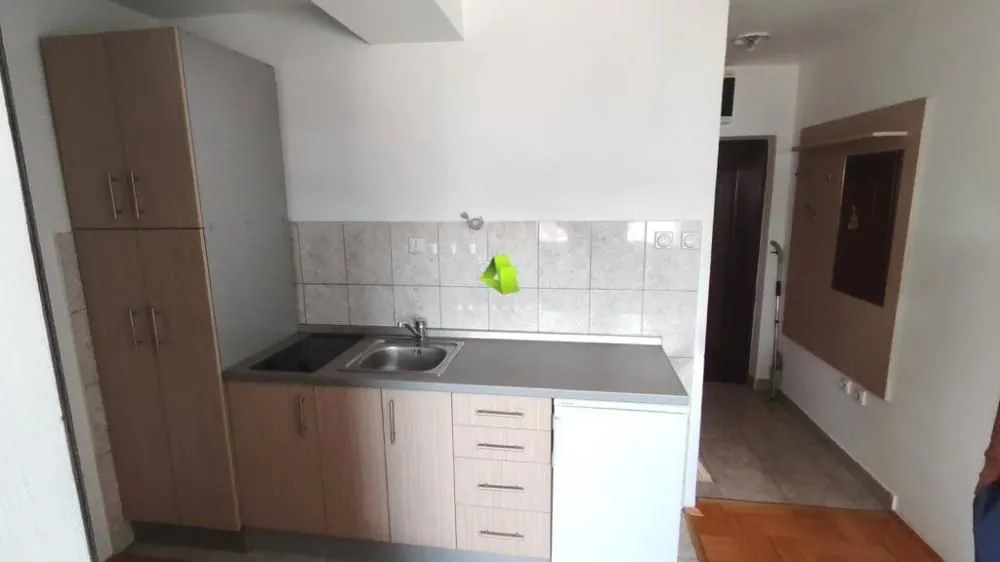 Rent, apartment, 19m², Medijana, Niš