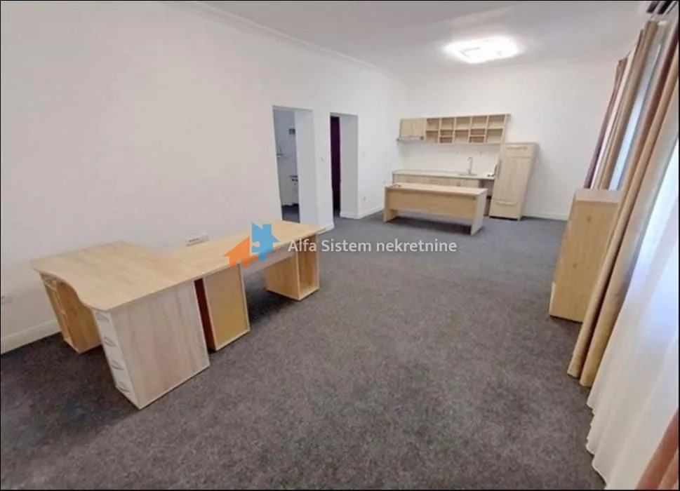 Izdavanje, dvosoban stan, 70m², Vračar Hram, Vračar Sve Podlokacije