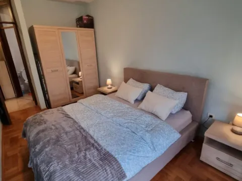 Izdavanje, jednosoban stan, 40m², Stari Aerodrom, Podgorica - image 8